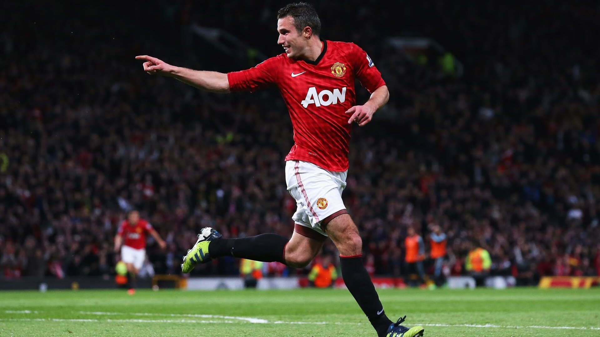 开云注册-拦截型前腰成为压迫关键点,拦腰截断是什么意思