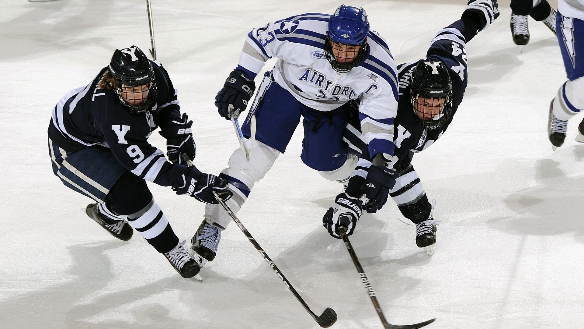 《PUBGMobile》正式启动“无限挑战”赛季,奖励丰富吸引百万玩家